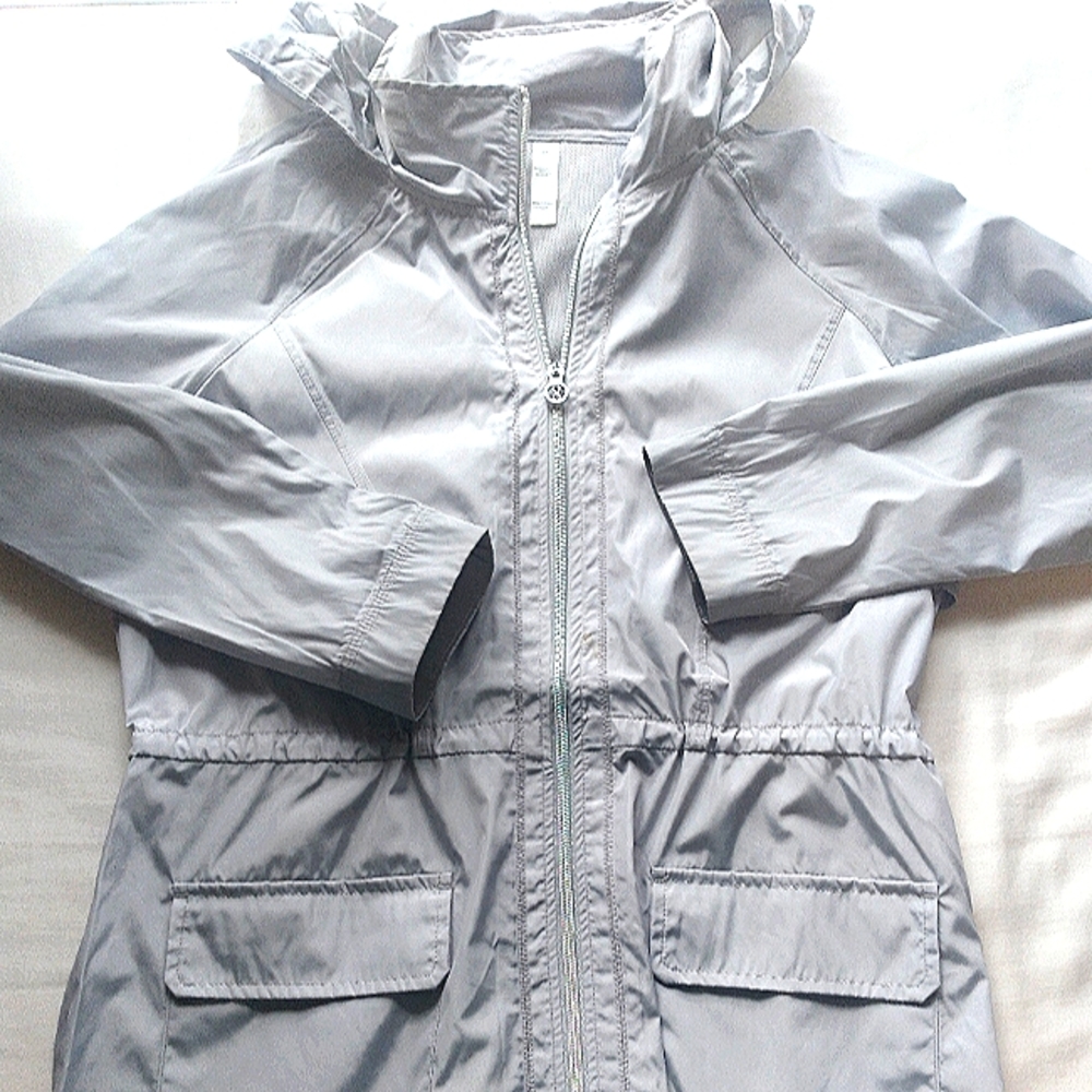 Layer8, M, light blue